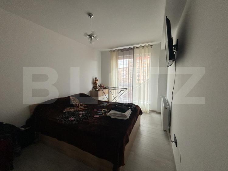 Apartament 3 camere, etaj 2, Zona Calea Moldovei