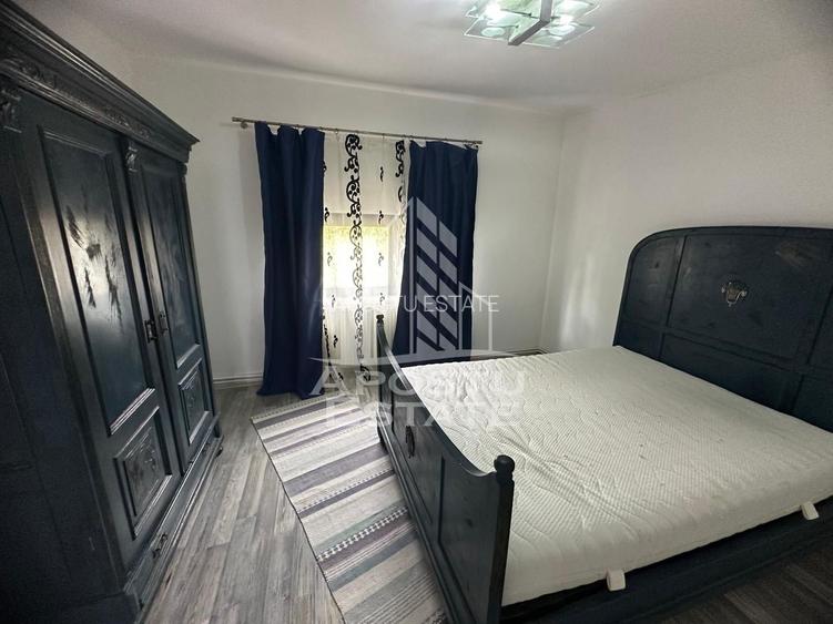 Casa individuala cu 4 camere,2 bai,mobilata,Calea Lipovei - 38