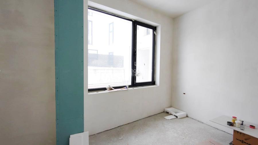 Bloc nou, S+P+5E, cu 19 apartamente, cu 1,2 si 3 camere,  zona Central - 4