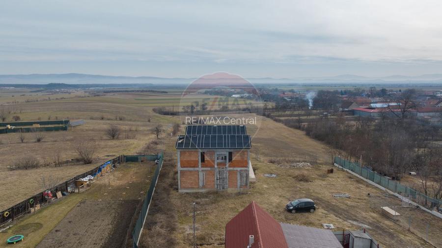 COMISION 0% Casă Individuala La Rosu cu teren de 4000 mp in Crizbav - 7