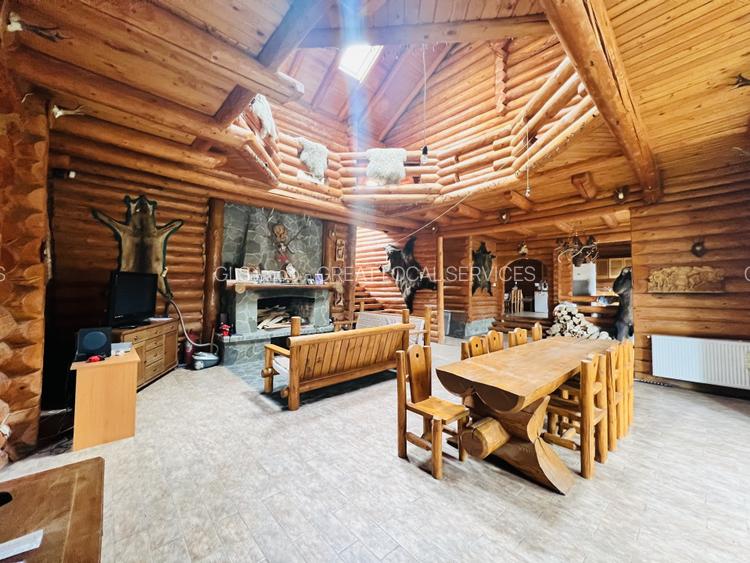 Cabana vânătorească din lemn cu vedere spectaculoasa, langa Castelul Cantacuzino - 6