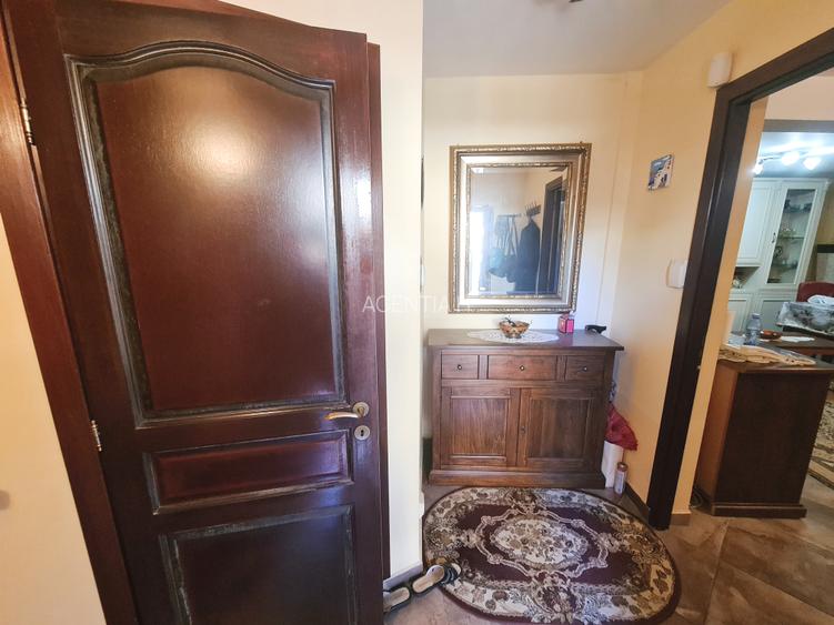 Vila P+1+M zona Militari - Pacii - str. Paralutelor constructie 2007 tip duplex - 24