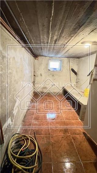 Casa de vanzare in Sibiu - curte individuala  zona  Turnisor - 25