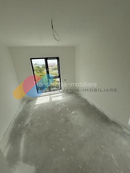 Casă individuală P+1+M cu 5 dormitoare – zona liniștită, Chinteni - 8