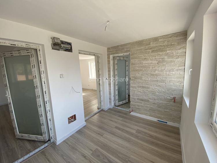 Casa finisata de vanzare , 1,5 km de Salicea - 2