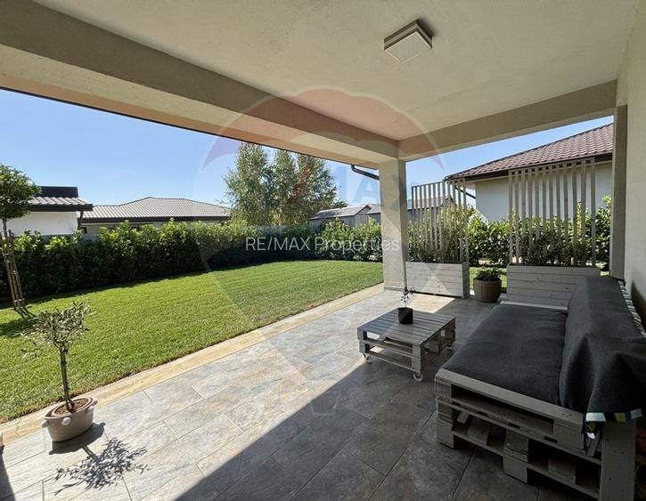 Casă individuală de închiriat My Corbeanca, complex rezidential - 4