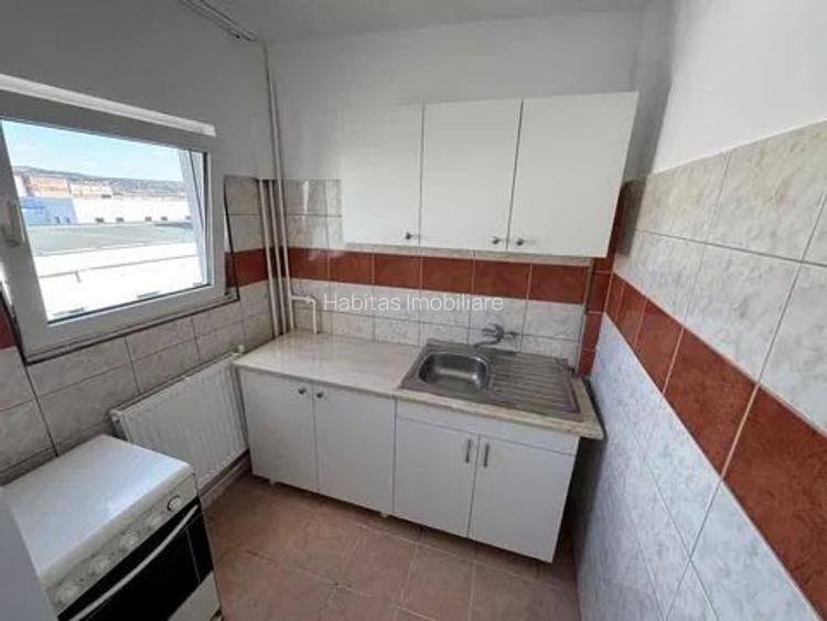 Garsonieră de vânzare, 23mp + 3mp etaj 3/4,  Mărăști - 3