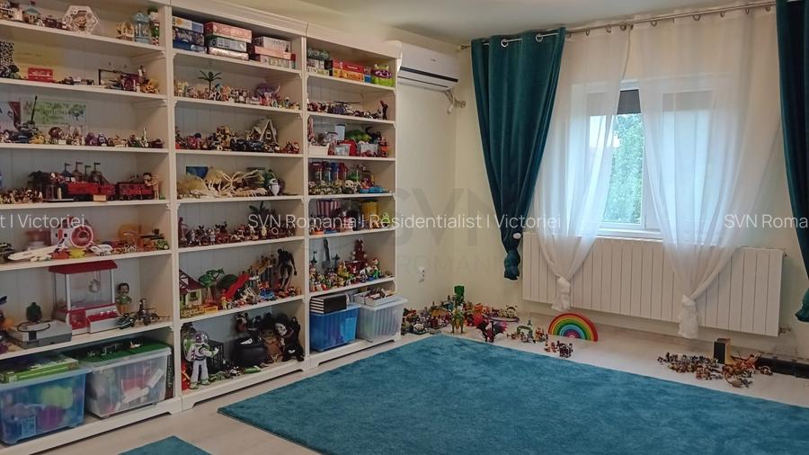 REV2003950 Vila Individuala ideala pentru familie cu 6 camere in Ostratu - 12