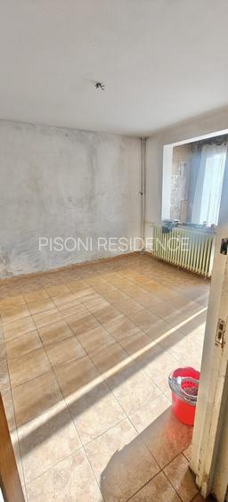 Apartament 4 camere, decomandat, 82 mp - Trapezului, Metrou 1 Decembrie 1918 - 2