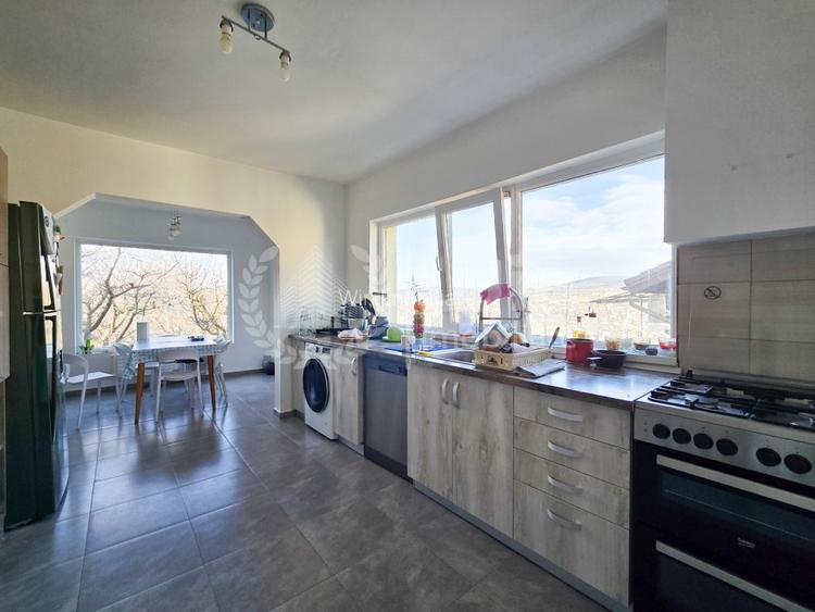 Casa individuala 330mp | Teren 750mp | Gruia | Zona str. Vantului - 14