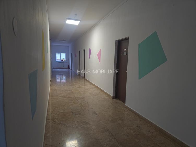 Spațiu ideal activități diverse – 22 mp Faleza Nord Birou - 9