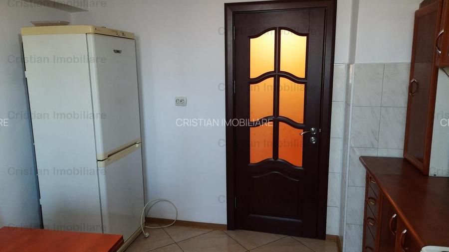 Ultracentral 2 cam Mobilat si Utilat Bloc cu lift Independentei - 12