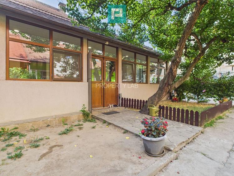 Apartament 3 camere  la curte  - Odobescu - 33