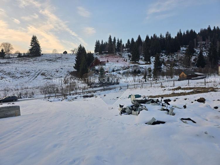 Teren 4,352mp Dorna Candrenilor / Strada Izvorul Alb - 2