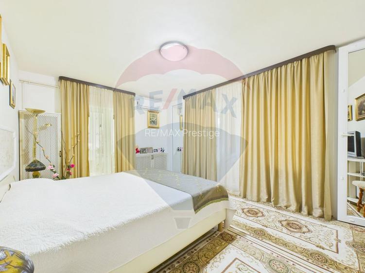 Casă / Vilă cu 10 camere de vânzare în zona Central - 6