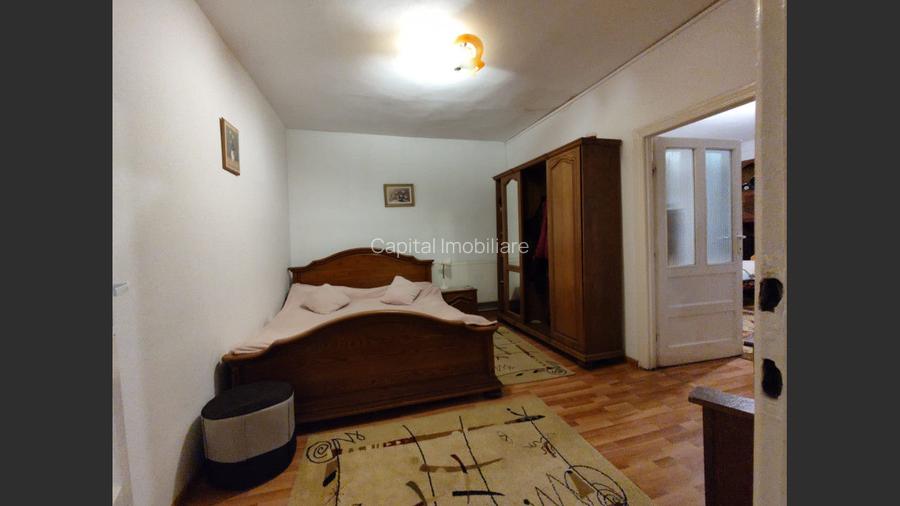 Casa cu mansarda, 7 camere, anexe, Sanmartin - 6