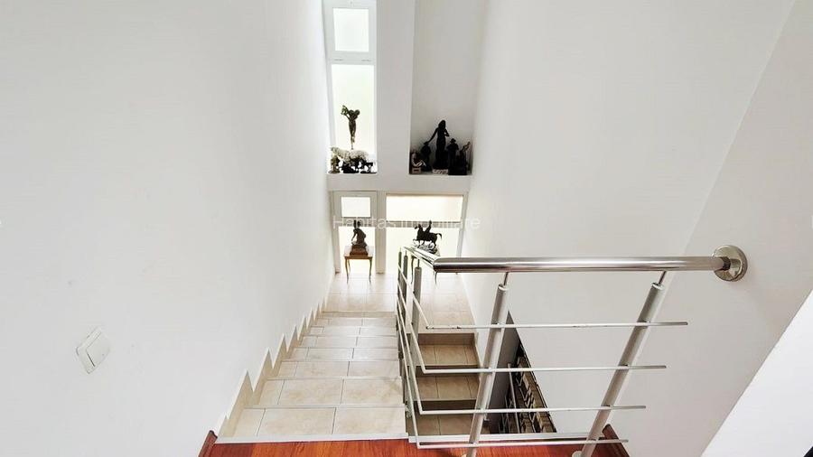 Casa moderna, tip duplex, P+E, garaj, gradina, parcari,  in Buna Ziua - 14