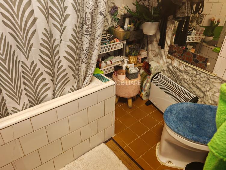 Casa 2 camere singur in curte zona Centrul Istoric - 8