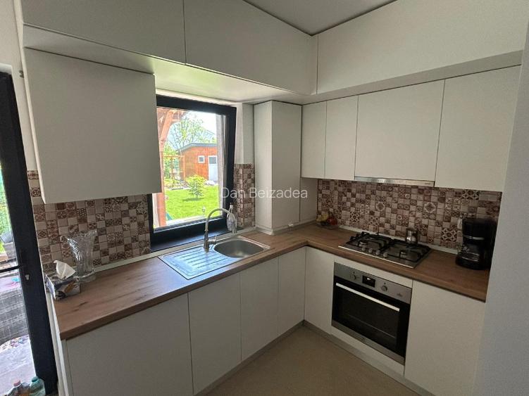 Casă tip duplex P+1+M, structură beton, curte 400 mp, 2 parcări – Domnești - 5