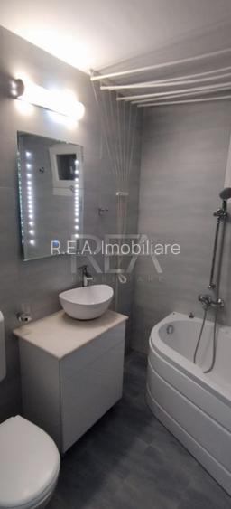 3 camere, 1/8, bloc 1983 -Ghencea- Str. Latea Gheorghe - 12