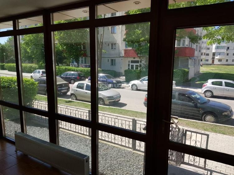 De vanzare spatiu comercial - birouri - strada Traian - Vaslui - 15