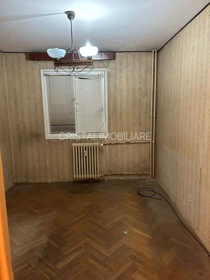 Vanzare apartament 3 camere Titan-Aleea Zavideni, parc Titanel, metrou - 6