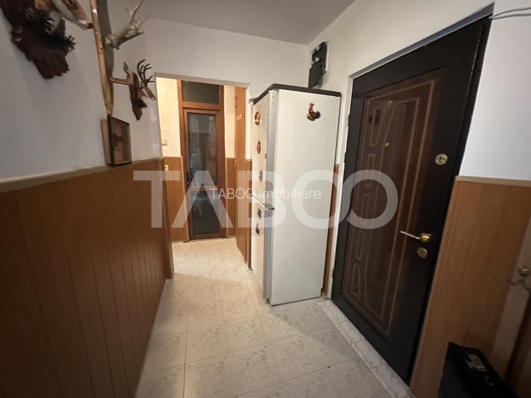 Apartament 2 camere etaj 3 complet mobilat si utilat Zona Plopului - 11