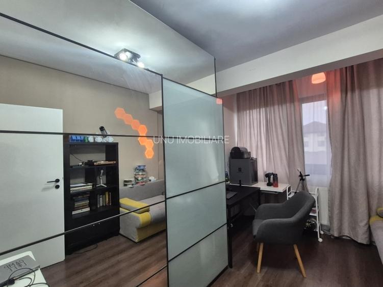 3 camere -  Valea Lupului - Hotel Premier- 100 mp - 150000 euro - 10