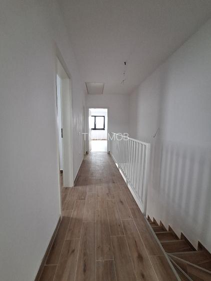 EXCLUSIVITATE! Casa tip duplex,  finisaje premium, curte, 2 locuri de parcare - 9