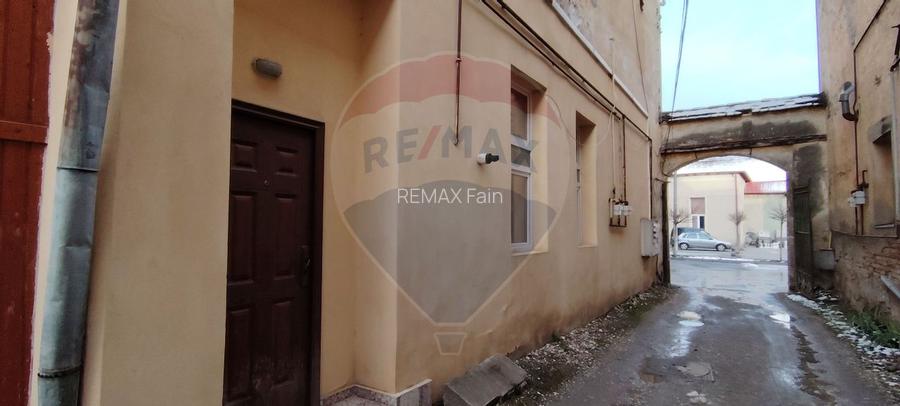 Apartament cu 4 camere de vânzare Piata Centrala/Agnita - 3