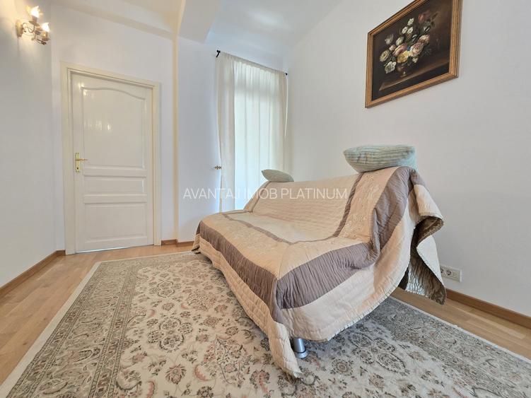 Eminescu - Petrom, constructie 2007, singur curte, 6 camere, 260mp teren - 13