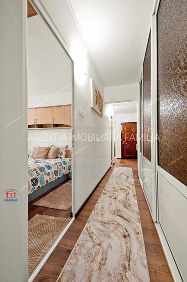 De închiriat apartament 3 camere, Micro 20 - 5