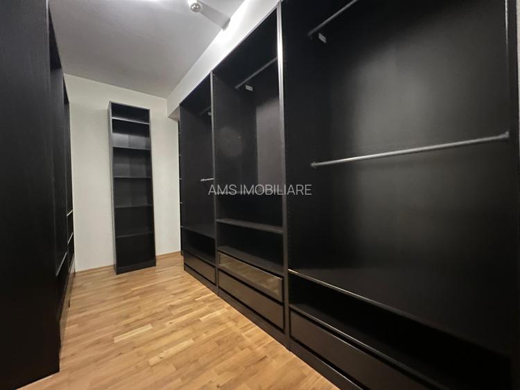 VILA DEOSEBITA / SPATII GENEROASE / CURTE PROPRIE - 20