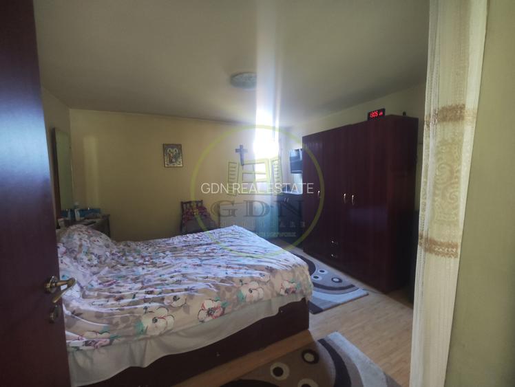 Casa 5 camere, teren 1073 mp,  Craiova, cartier Lascar Catargiu - 4