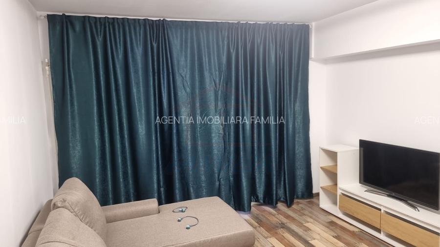Inchiriem apartament cu 3 camere in centrul orasului, pret 500 euro - 13