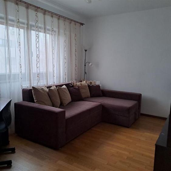 Apartament 4 camere Iasicon - 900 euro - 2