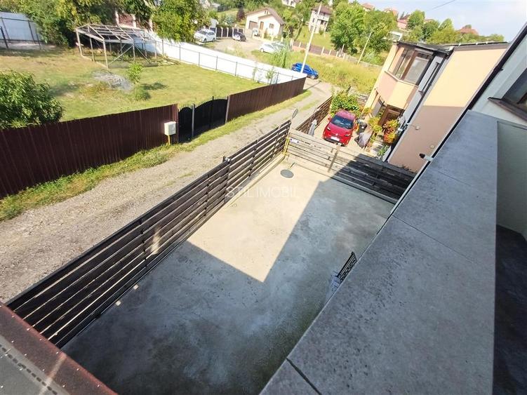 Casă 4 camere, 2 Locuri de parcare-Zona Valea Adanca- 830 euro - 28