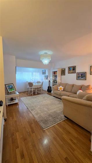 Apartament 3 camere - Centru - 77mp - 2bai - 4