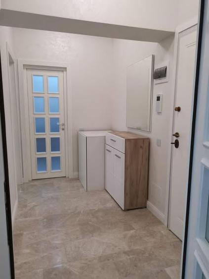 Apartament de vanzare cu 2 camere decomandat- Royal Town Iasi