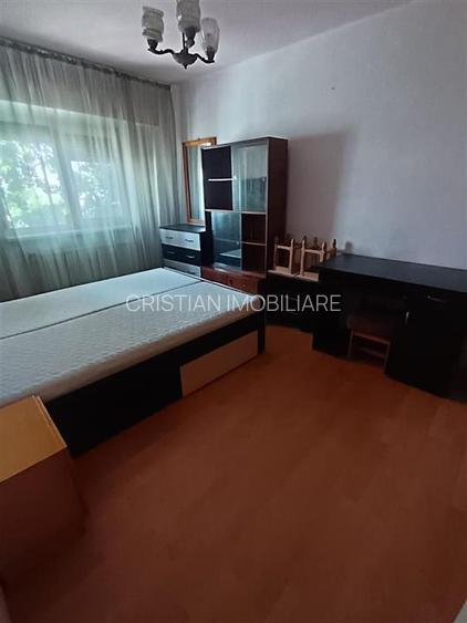 Pret Bun!  Apartament 3 camere Decomandat, 70mp zona Obor - 2