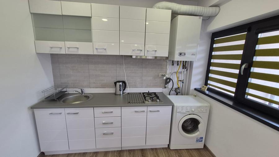 APARTAMENT 2 CAMERE - LUX - BLOC NOU- LA PRIMA INCHIRIERE- NICIODATA LOCUIT