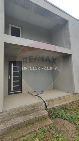 Casă noua cu mansarda teren 500 mp de vanzare Osorhei, 8 km de Oradea - 10