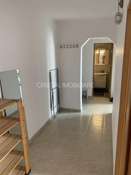 Apartament 2 camere decomandat, etaj 4, renovat, metrou 1 Decembrie 1918 - 4