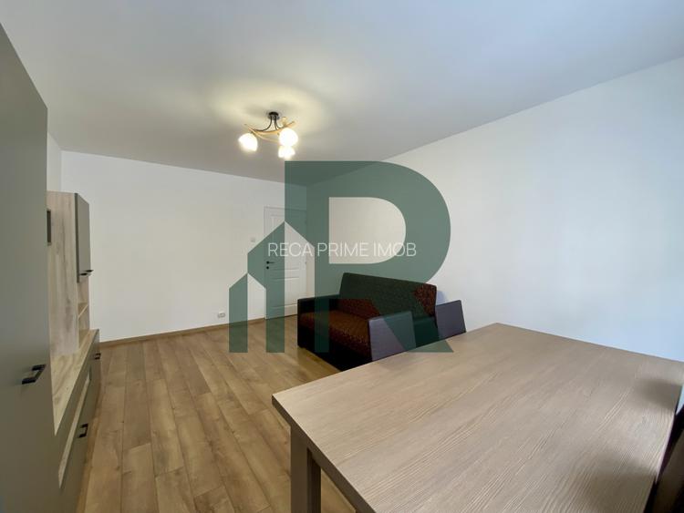 Apartament renovat cu 3 camere si 2 bai in Cartierul Strand - 15