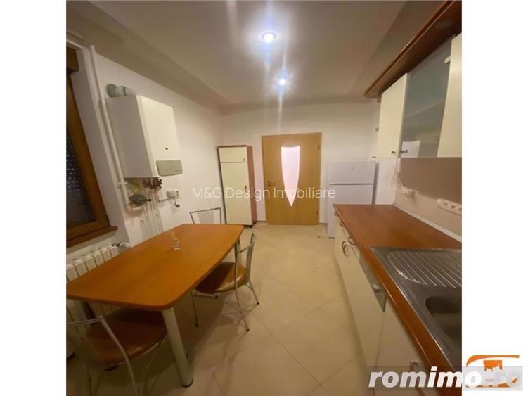 3 camere decomandat lux zona Medicina - CENTRALA PROPRIE - 4