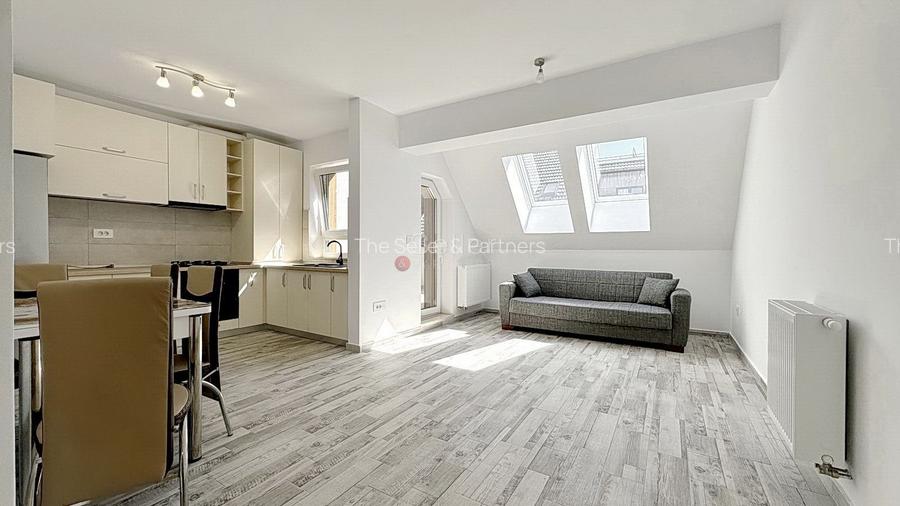 Suprafata Generoasa Zona Tractorul - 2