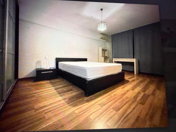 UNIRII,Biblioteca Națională, 3 camere deosebit, 100 mp, etaj 1, terase - 8