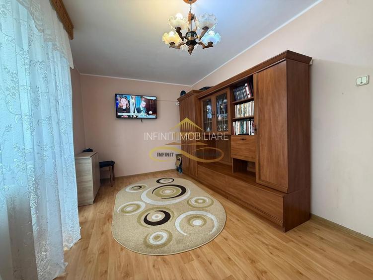 Apartament 3 camere, decomandate,Narcisa - 2