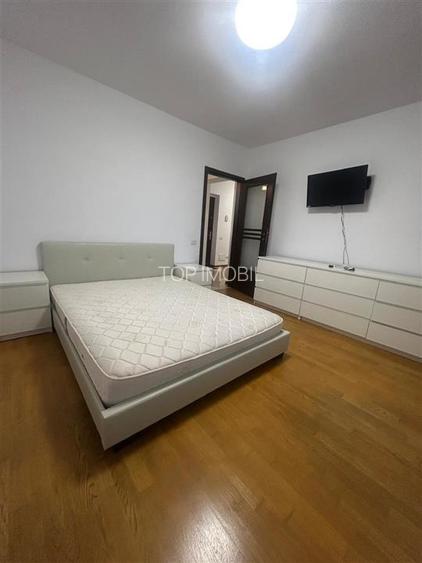 2 camere 68 mp, etaj 3 bloc Iasicom zona Podul de Fier - 9