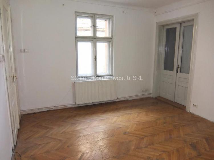 Casa in zona Stadion Sala Polivalenta  pretabila locuit / sediu firma - 4